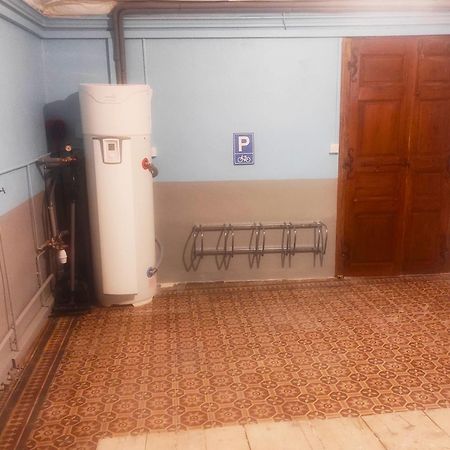 Bed and Breakfast La Tour Des Remparts Rochemaure Exterior foto