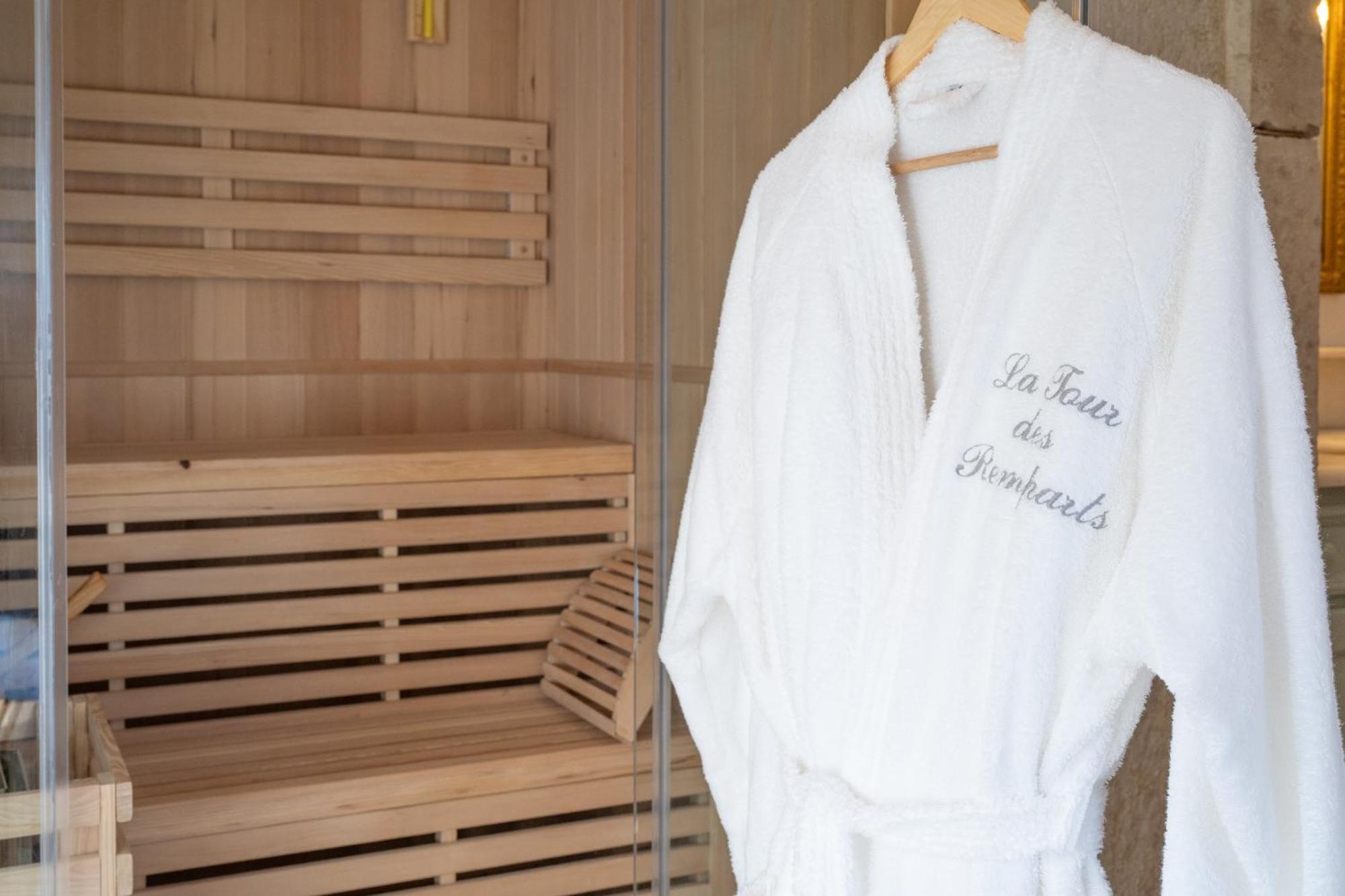 Bed and Breakfast La Tour Des Remparts Rochemaure Zimmer foto